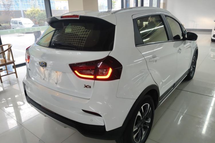 Used Geely Auto Vision X3 2019 Upgraded Model 1.5L CVT Prestige Version Rear Right 45 Deg