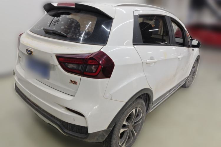Used Geely Auto Vision X3 2019 Upgraded Model 1.5L Manual Elite Version Rear Right 45 Deg