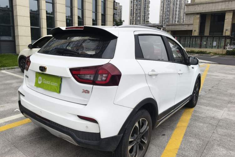 Used Geely Auto Vision X3 2019 Upgraded Model 1.5L CVT Prestige Version Rear Right 45 Deg