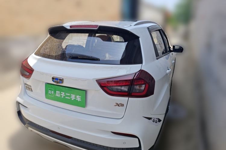 Used Geely Auto Vision X3 2019 Upgraded Model 1.5L CVT Elite Version Rear Right 45 Deg