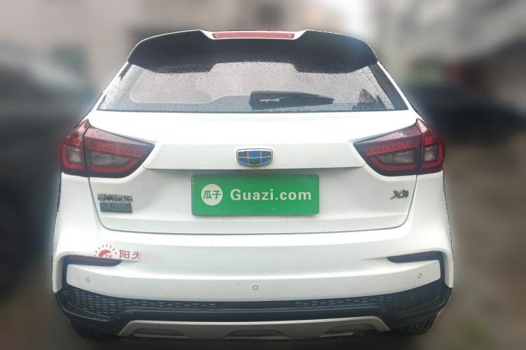 Used Geely Auto Vision X3 2019 Upgraded Model 1.5L Manual Luxury Version Rear