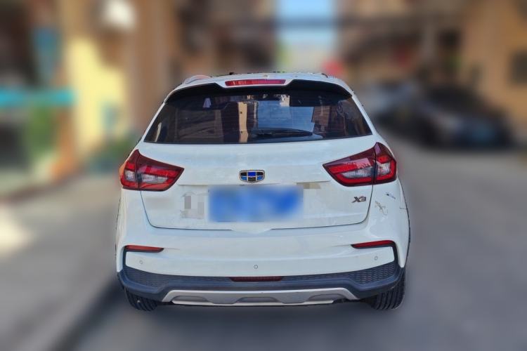 Used Geely Auto Vision X3 2019 Upgraded Model 1.5L Manual Luxury Version Rear