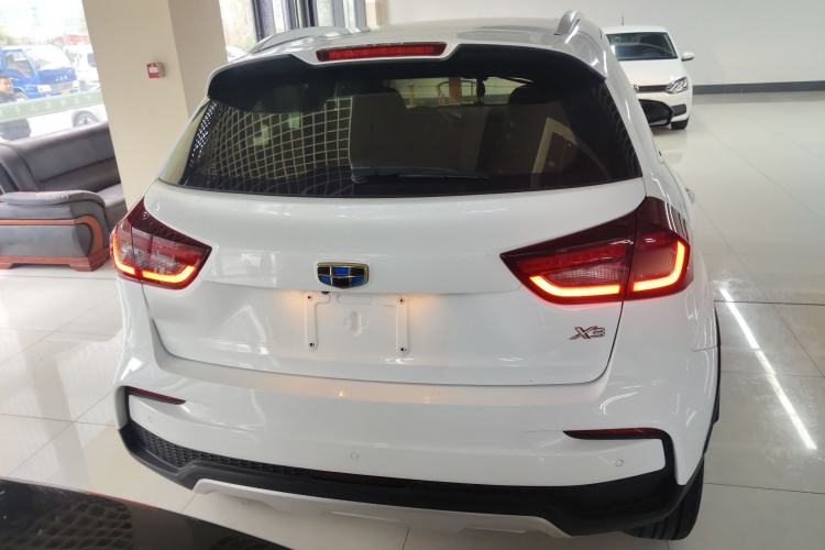 Used Geely Auto Vision X3 2019 Upgraded Model 1.5L CVT Prestige Version Rear