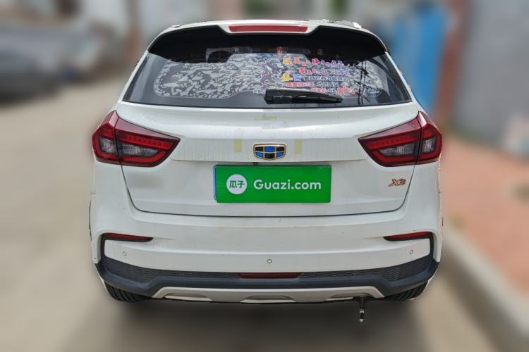 Used Geely Auto Vision X3 2019 Upgraded Model 1.5L Manual Elite Version Rear