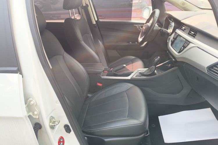 Used Geely Auto Vision X3 2019 Upgraded Model 1.5L CVT Elite Version Right Front Seat