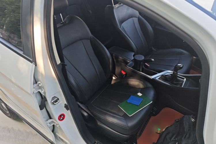 Used Geely Auto Vision X3 2019 Upgraded Model 1.5L Manual Elite Version Right Front Seat