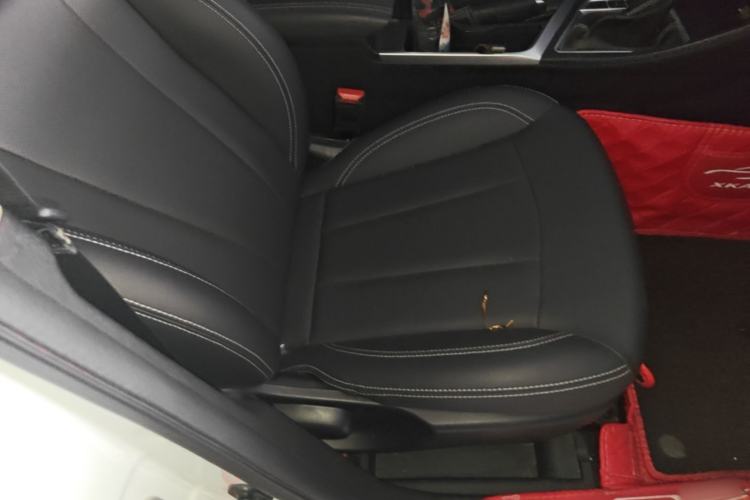 Used Geely Auto Vision X3 2019 Upgraded Model 1.5L CVT Prestige Version Right Front Seat