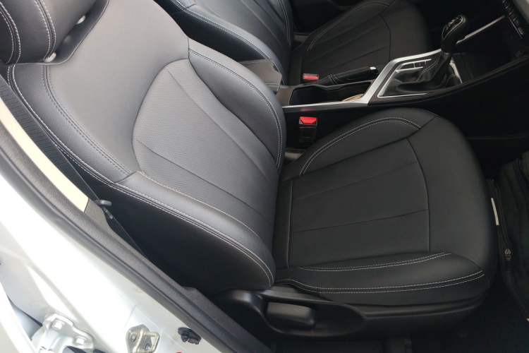 Used Geely Auto Vision X3 2019 Upgraded Model 1.5L CVT Prestige Version Right Front Seat