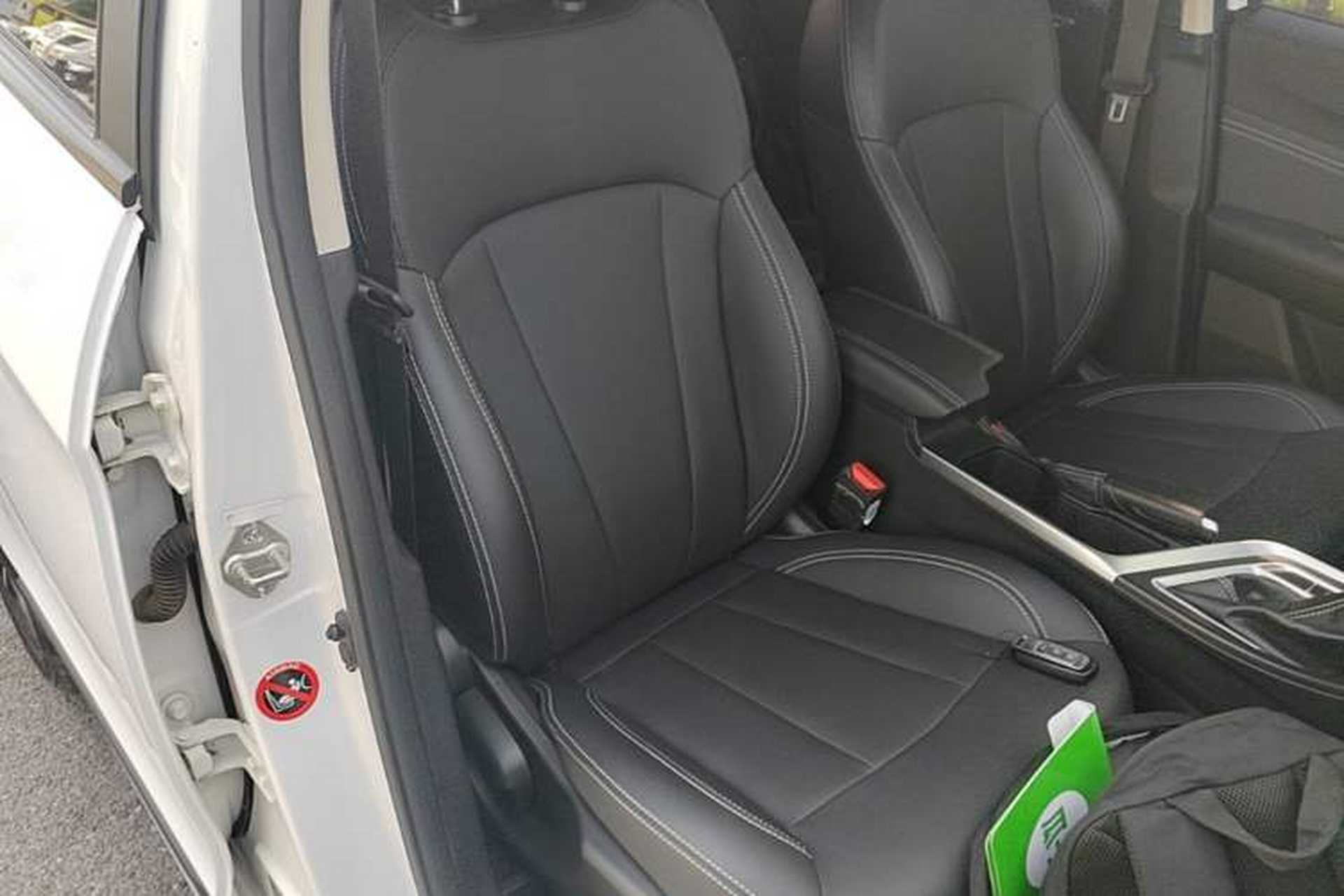 Used Geely Auto Vision X3 2019 Upgraded Model 1.5L CVT Prestige Version Right Front Seat