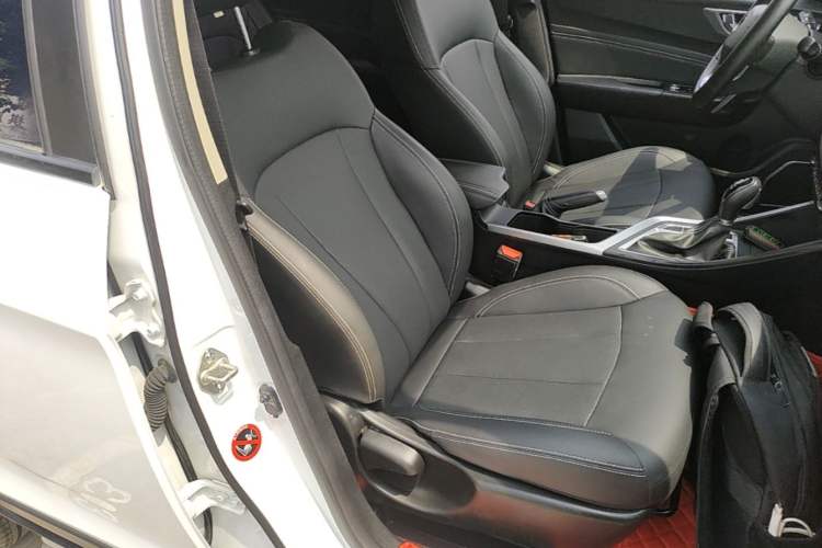 Used Geely Auto Vision X3 2019 Upgraded Model 1.5L CVT Elite Version Right Front Seat