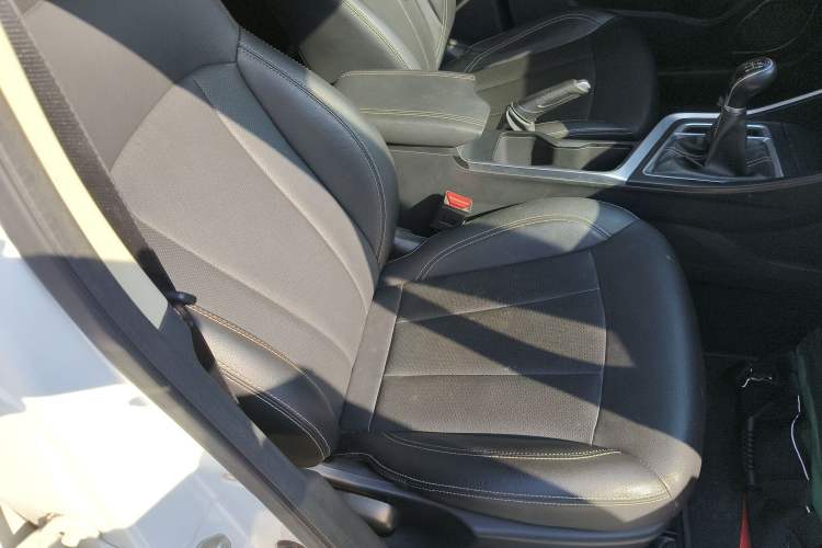 Used Geely Auto Vision X3 2019 Upgraded Model 1.5L Manual Luxury Version Right Front Seat