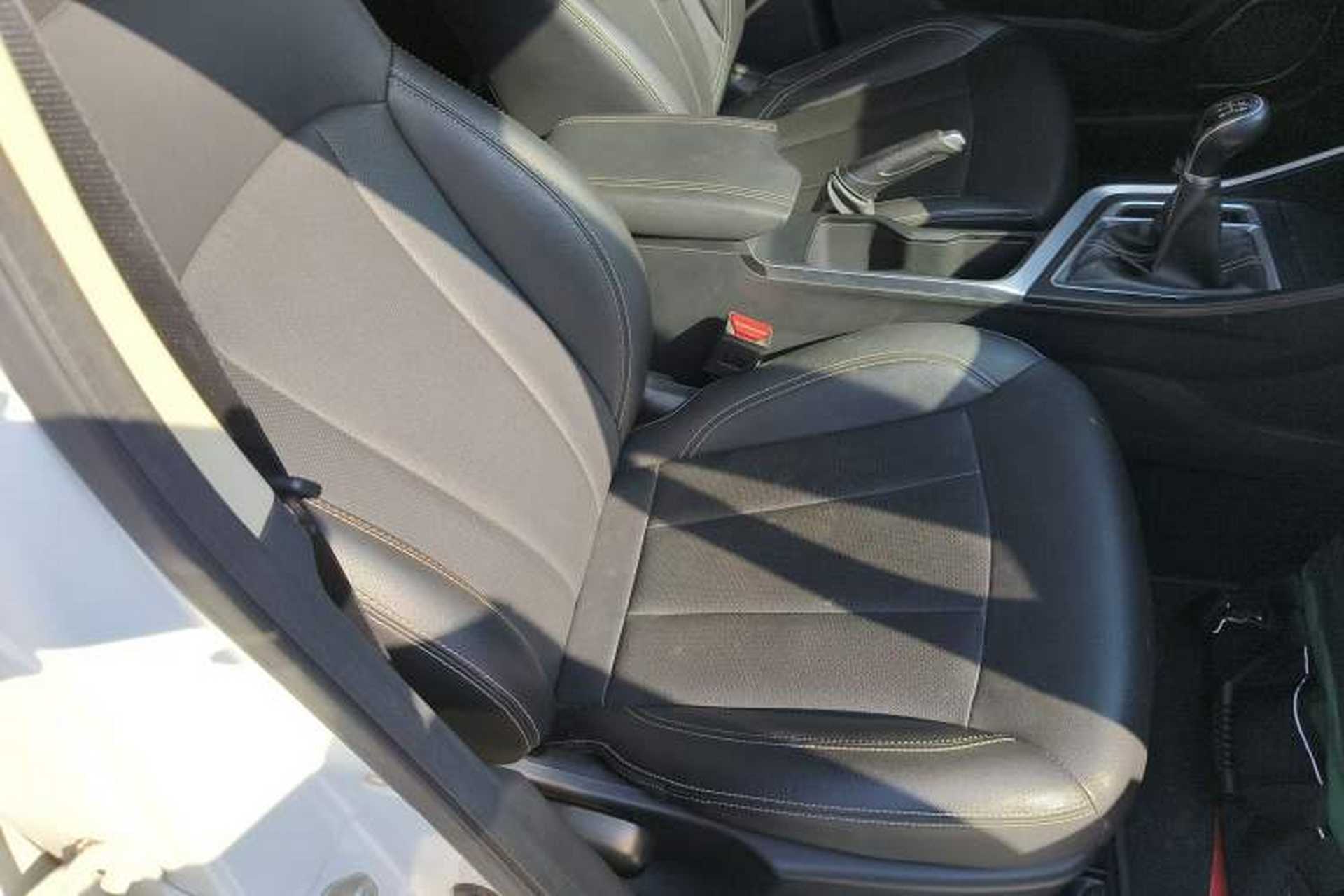 Used Geely Auto Vision X3 2019 Upgraded Model 1.5L Manual Luxury Version Right Front Seat