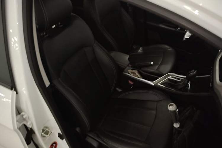 Used Geely Auto Vision X3 2019 Upgraded Model 1.5L CVT Elite Version Right Front Seat