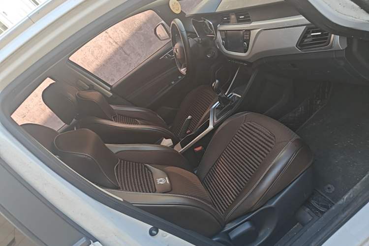 Used Geely Auto Vision X3 2019 Upgraded Model 1.5L Manual Elite Version Right Front Seat