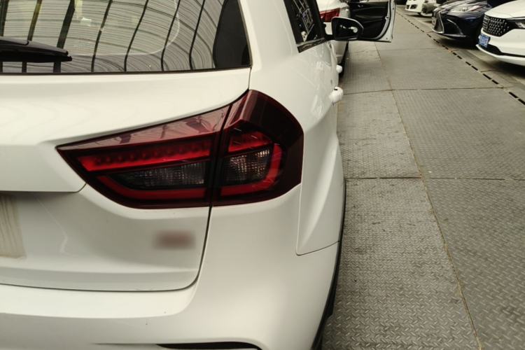 Used Geely Auto Vision X3 2019 Upgraded Model 1.5L CVT Prestige Version Right Rear Taillight