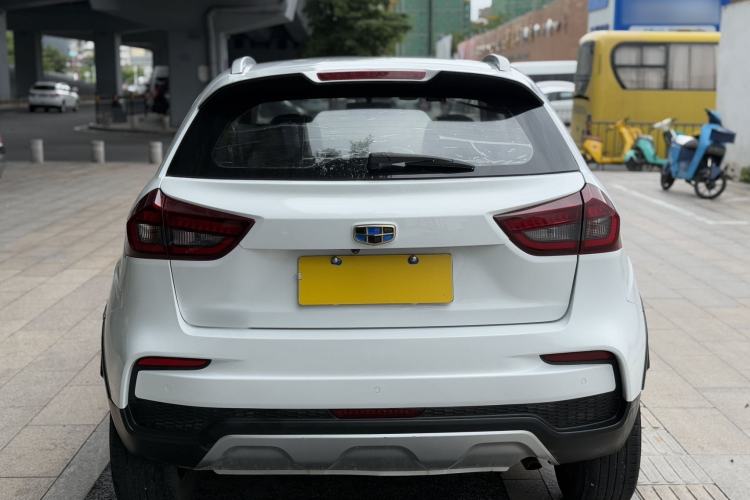 Used Geely Auto Vision X3 2019 Upgraded Model 1.5L CVT Elite Version Right Rear Taillight