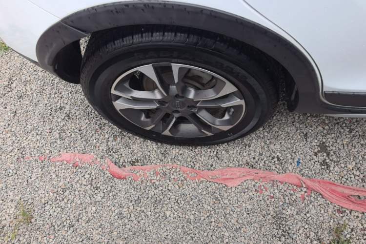 Used Geely Auto Vision X3 2019 Upgraded Model 1.5L CVT Elite Version Right Rear Wheel Hub