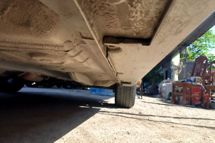 Used Geely Auto Vision X3 2019 Upgraded Model 1.5L CVT Elite Version Right Side Sill