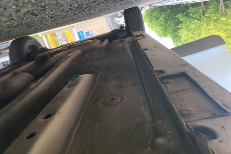 Used Geely Auto Vision X3 2019 Upgraded Model 1.5L CVT Elite Version Right Side Sill