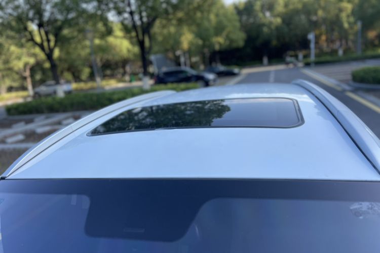 Used Geely Auto Vision X3 2019 Upgraded Model 1.5L CVT Prestige Version Roof