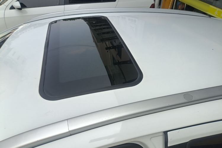 Used Geely Auto Vision X3 2019 Upgraded Model 1.5L CVT Prestige Version Roof