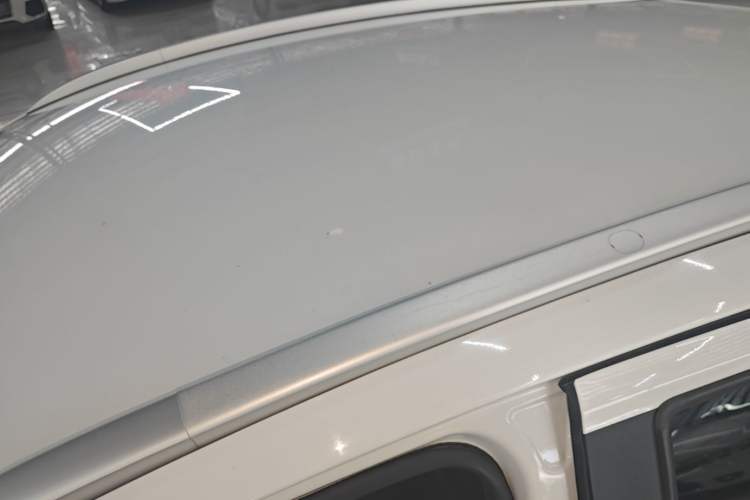 Used Geely Auto Vision X3 2019 Upgraded Model 1.5L Manual Elite Version Roof