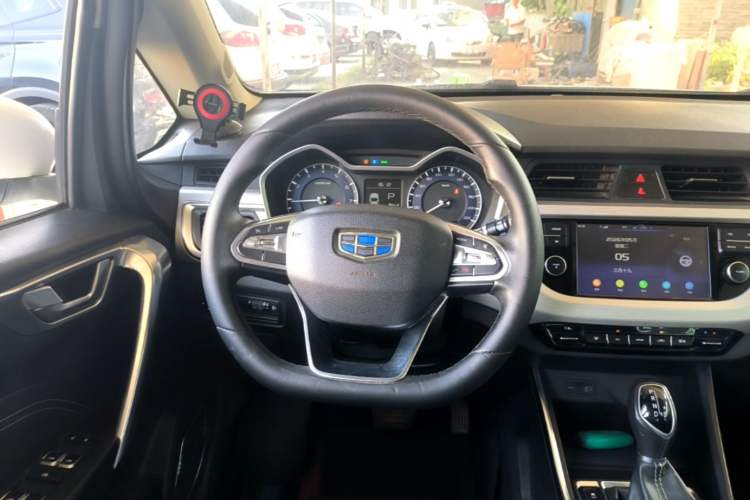 Used Geely Auto Vision X3 2019 Upgraded Model 1.5L CVT Elite Version Steering Wheel