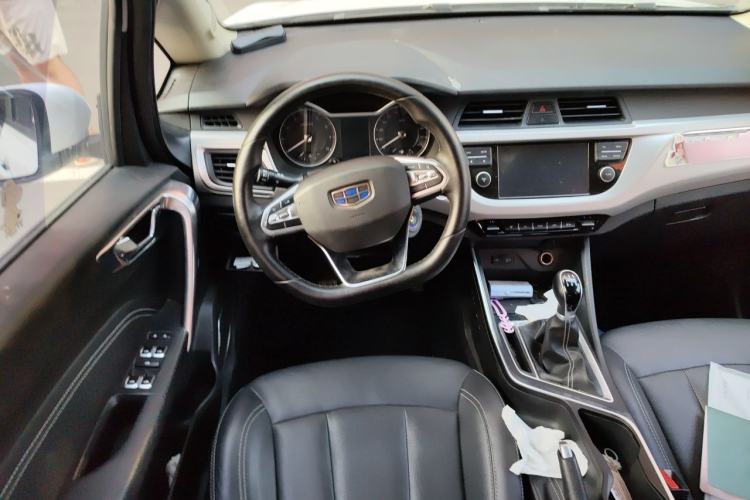 Used Geely Auto Vision X3 2019 Upgraded Model 1.5L Manual Elite Version Steering Wheel