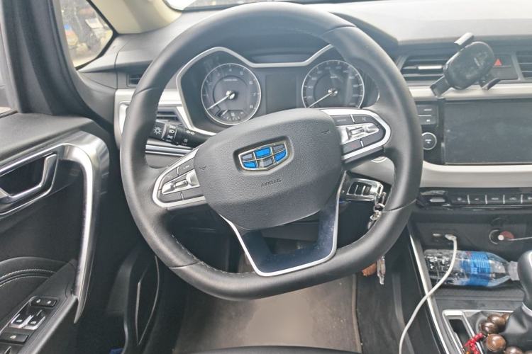 Used Geely Auto Vision X3 2019 Upgraded Model 1.5L Manual Elite Version Steering Wheel