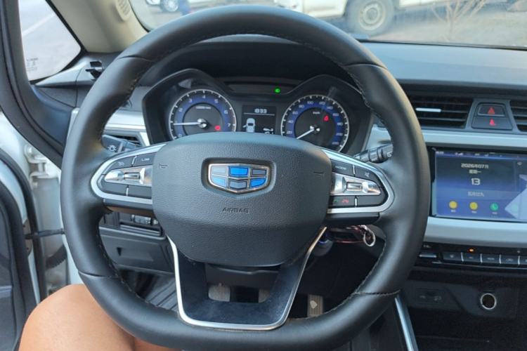 Used Geely Auto Vision X3 2019 Upgraded Model 1.5L Manual Elite Version Steering Wheel