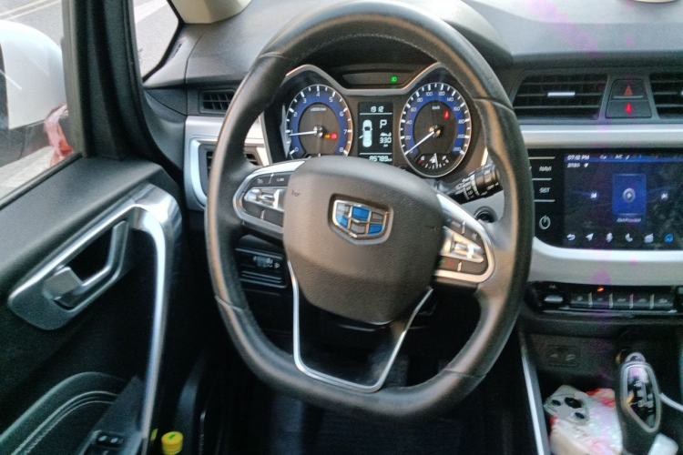 Used Geely Auto Vision X3 2019 Upgraded Model 1.5L CVT Prestige Version Steering Wheel