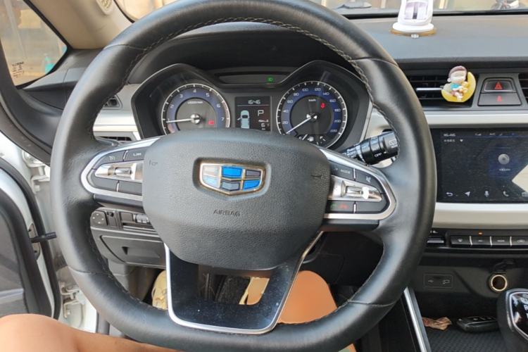 Used Geely Auto Vision X3 2019 Upgraded Model 1.5L CVT Prestige Version Steering Wheel