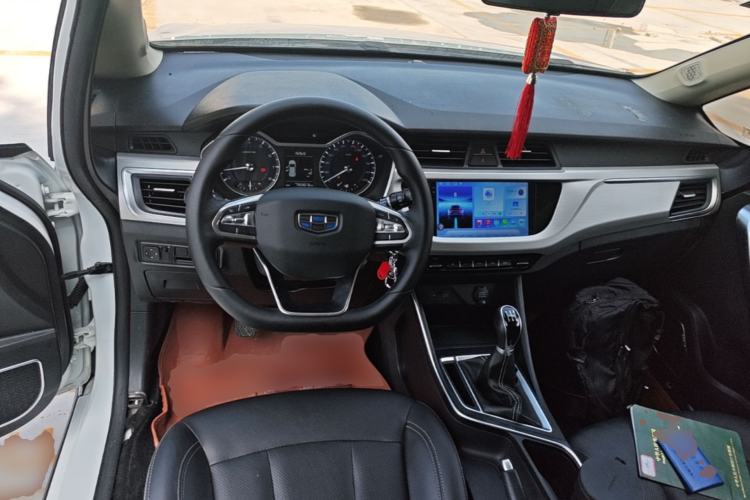 Used Geely Auto Vision X3 2019 Upgraded Model 1.5L Manual Elite Version Steering Wheel