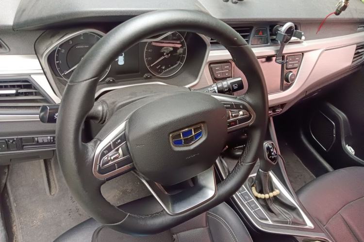 Used Geely Auto Vision X3 2019 Upgraded Model 1.5L CVT Elite Version Steering Wheel