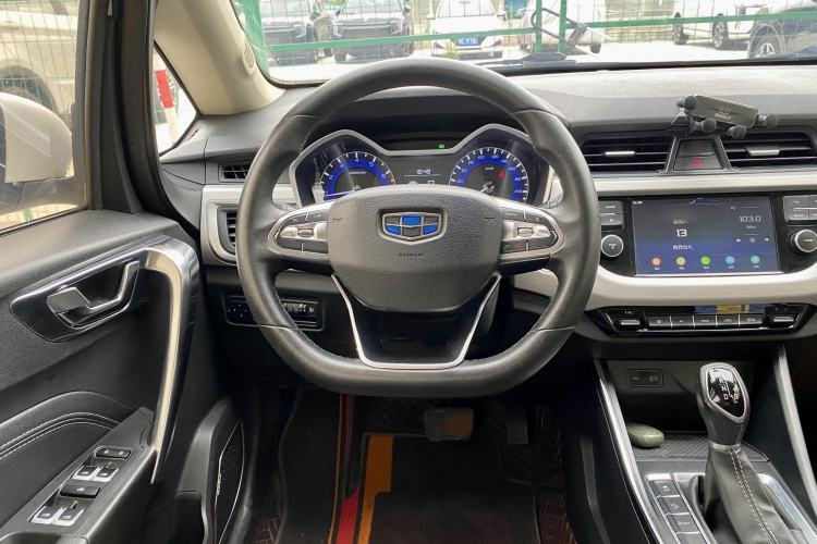 Used Geely Auto Vision X3 2019 Upgraded Model 1.5L CVT Elite Version Steering Wheel