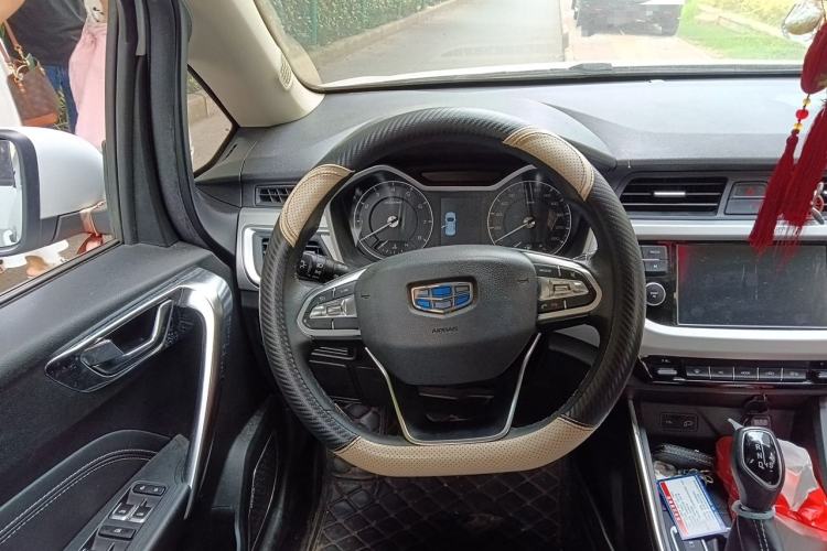Used Geely Auto Vision X3 2019 Upgraded Model 1.5L CVT Elite Version Steering Wheel