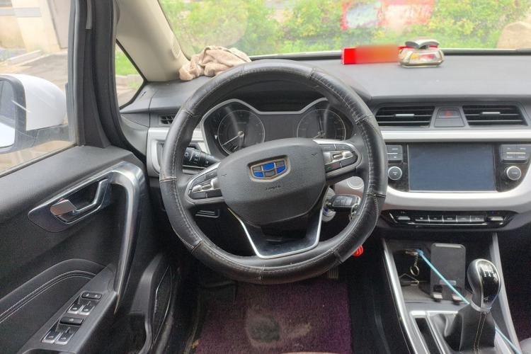 Used Geely Auto Vision X3 2019 Upgraded Model 1.5L Manual Elite Version Steering Wheel