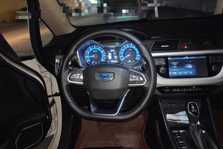 Used Geely Auto Vision X3 2019 Upgraded Model 1.5L CVT Elite Version Steering Wheel