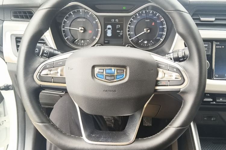 Used Geely Auto Vision X3 2019 Upgraded Model 1.5L CVT Elite Version Steering Wheel