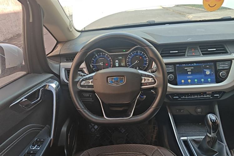 Used Geely Auto Vision X3 2019 Upgraded Model 1.5L Manual Elite Version Steering Wheel
