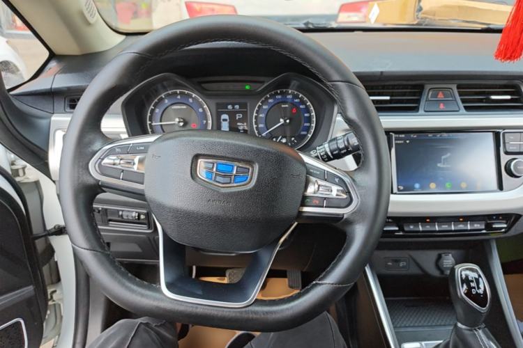 Used Geely Auto Vision X3 2019 Upgraded Model 1.5L CVT Elite Version Steering Wheel