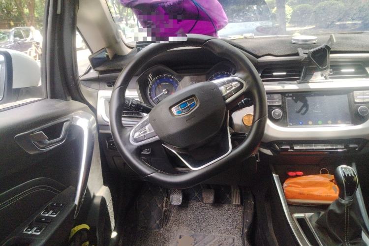 Used Geely Auto Vision X3 2019 Upgraded Model 1.5L Manual Elite Version Steering Wheel