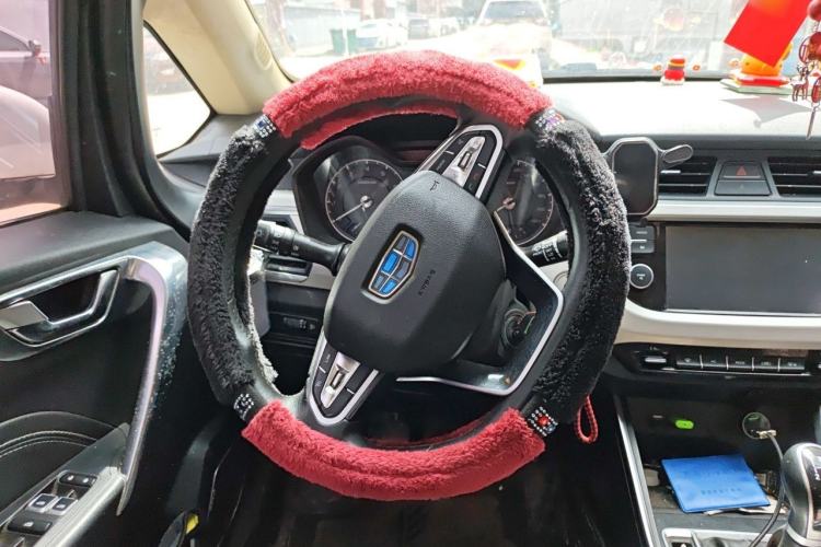 Used Geely Auto Vision X3 2019 Upgraded Model 1.5L Manual Elite Version Steering Wheel