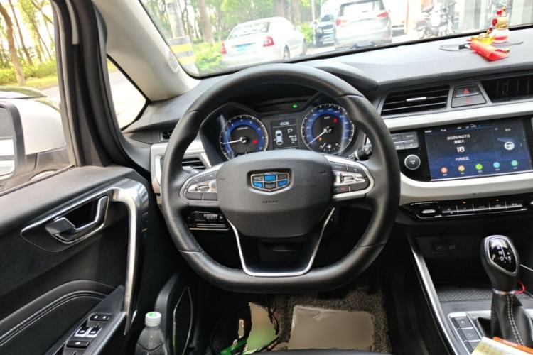 Used Geely Auto Vision X3 2019 Upgraded Model 1.5L CVT Elite Version Steering Wheel