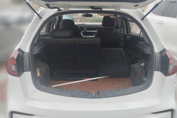 Used Geely Auto Vision X3 2019 Upgraded Model 1.5L Manual Elite Version Trunk