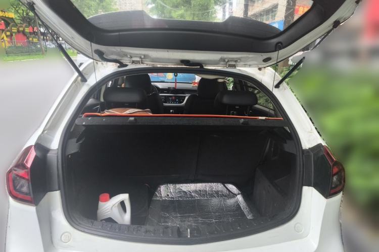 Used Geely Auto Vision X3 2019 Upgraded Model 1.5L Manual Elite Version Trunk