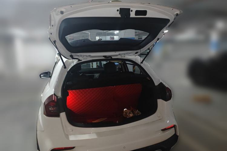 Used Geely Auto Vision X3 2019 Upgraded Model 1.5L CVT Elite Version Trunk