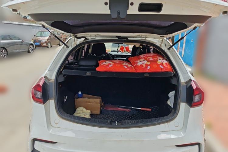Used Geely Auto Vision X3 2019 Upgraded Model 1.5L Manual Elite Version Trunk