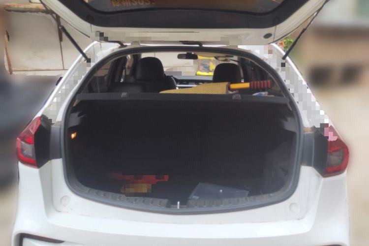 Used Geely Auto Vision X3 2019 Upgraded Model 1.5L CVT Prestige Version Trunk