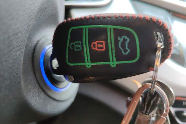 Used Geely Auto Vision X3 2019 Upgraded Model 1.5L Manual Elite Version Vehicle Key